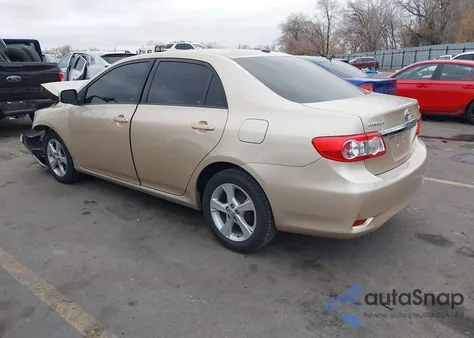 2011 Toyota Corolla Le z USA, uszkodzony, nr VIN 2T1BU4EE8BC735441